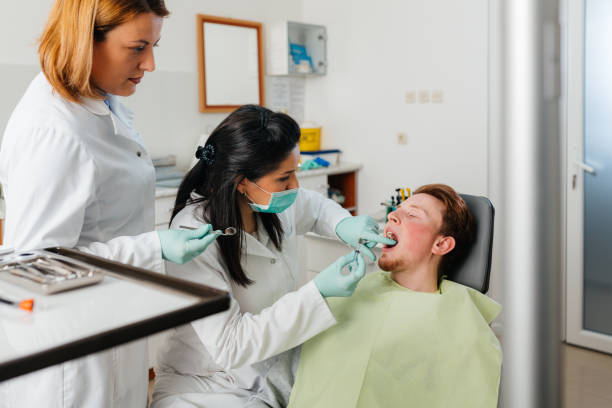 Best Emergency Wisdom Tooth Extraction in Walled Lake, MI